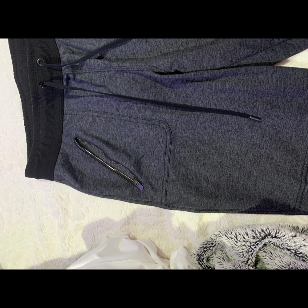 athleta sweatpants - Picture 4 of 5